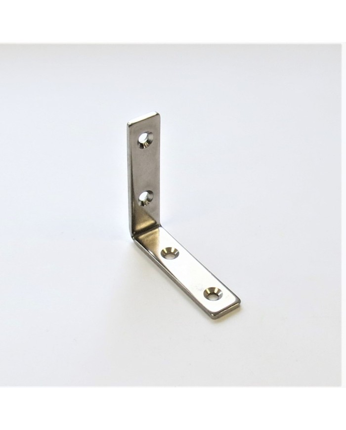 KĄTOWNIK MEBLOWY 61X15 A2