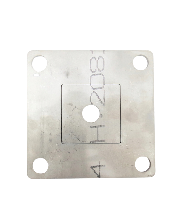 KRYZA MONTAŻOWA 40X40MM + ZAŚLEPKA